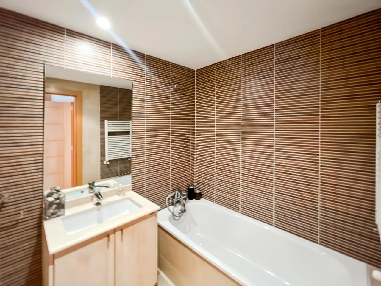 Baño de Piso en venta en Madrid con Aire acondicionado, Calefacción y Trastero