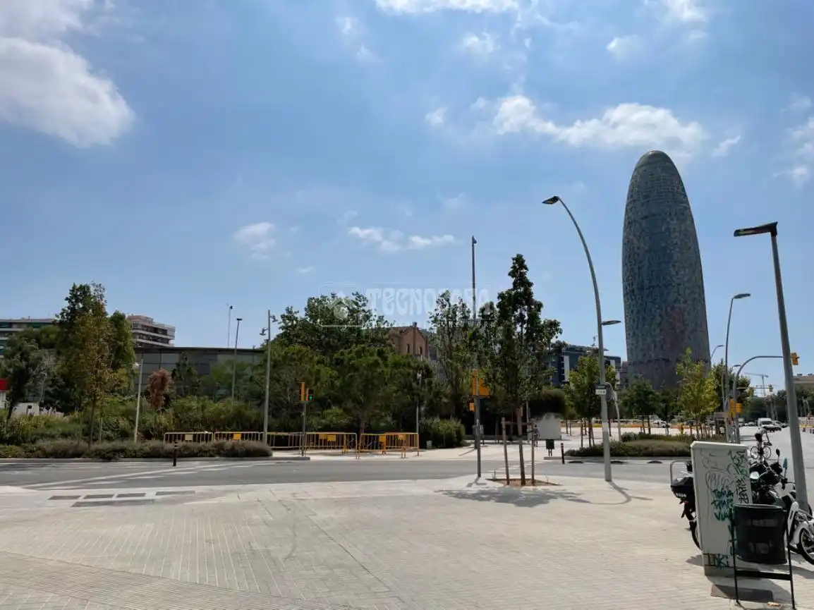 Exterior view of Flat for sale in Barcelona  with Air Conditioner and Heating