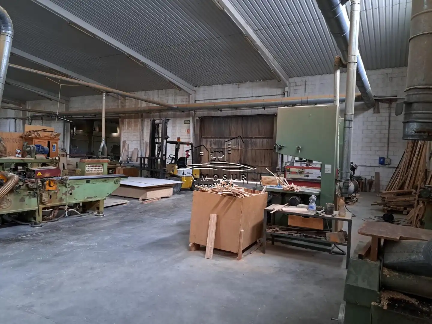Fabrikhallen zum Verkauf in Lucena