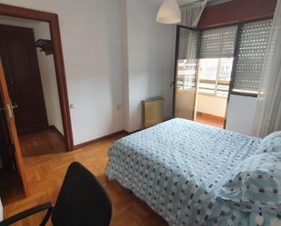 Bedroom of Flat to rent in Oviedo   with Balcony