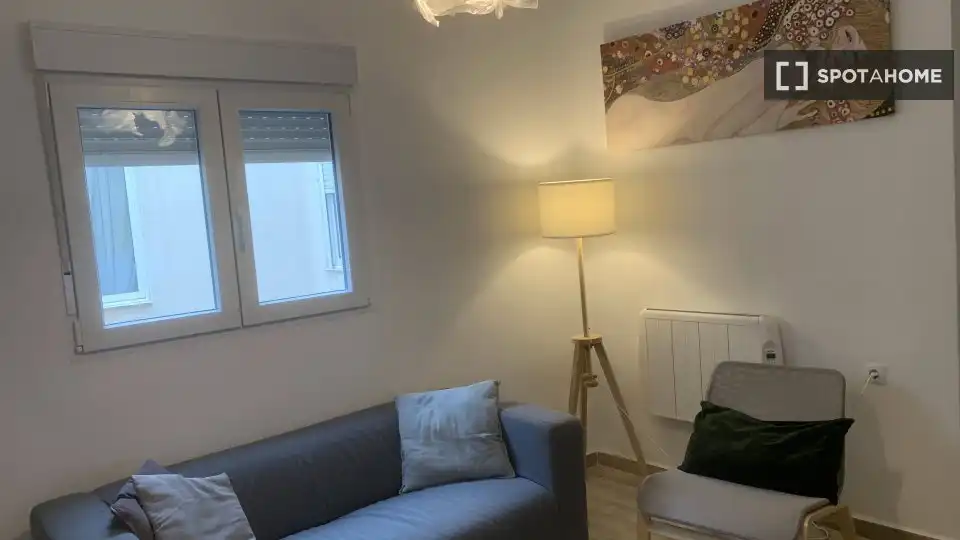 Living room of Flat for rent in Valencia  with Air Conditioner, Heating and Furnished