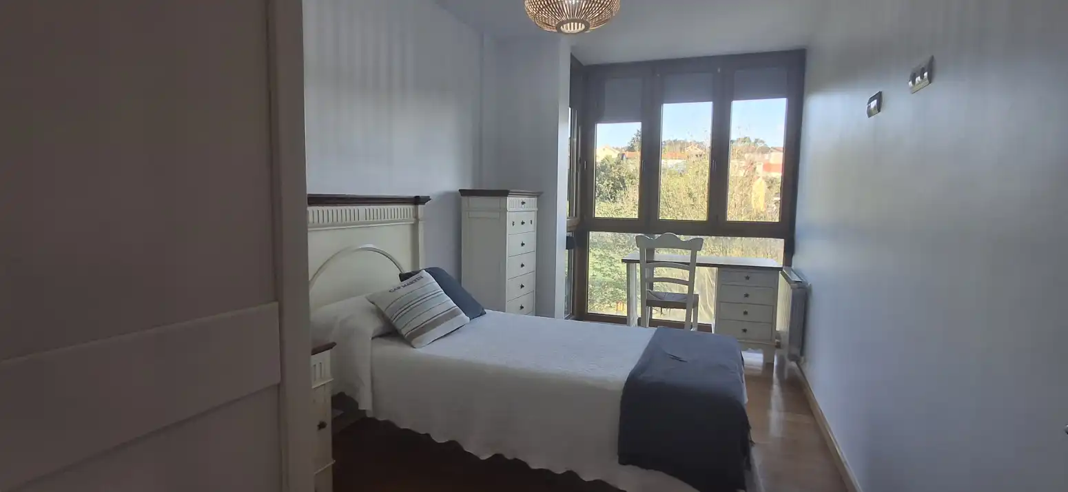 Habitación de Casa o chalet en venta en Santillana del Mar con Calefacción, Jardín privado y Parquet