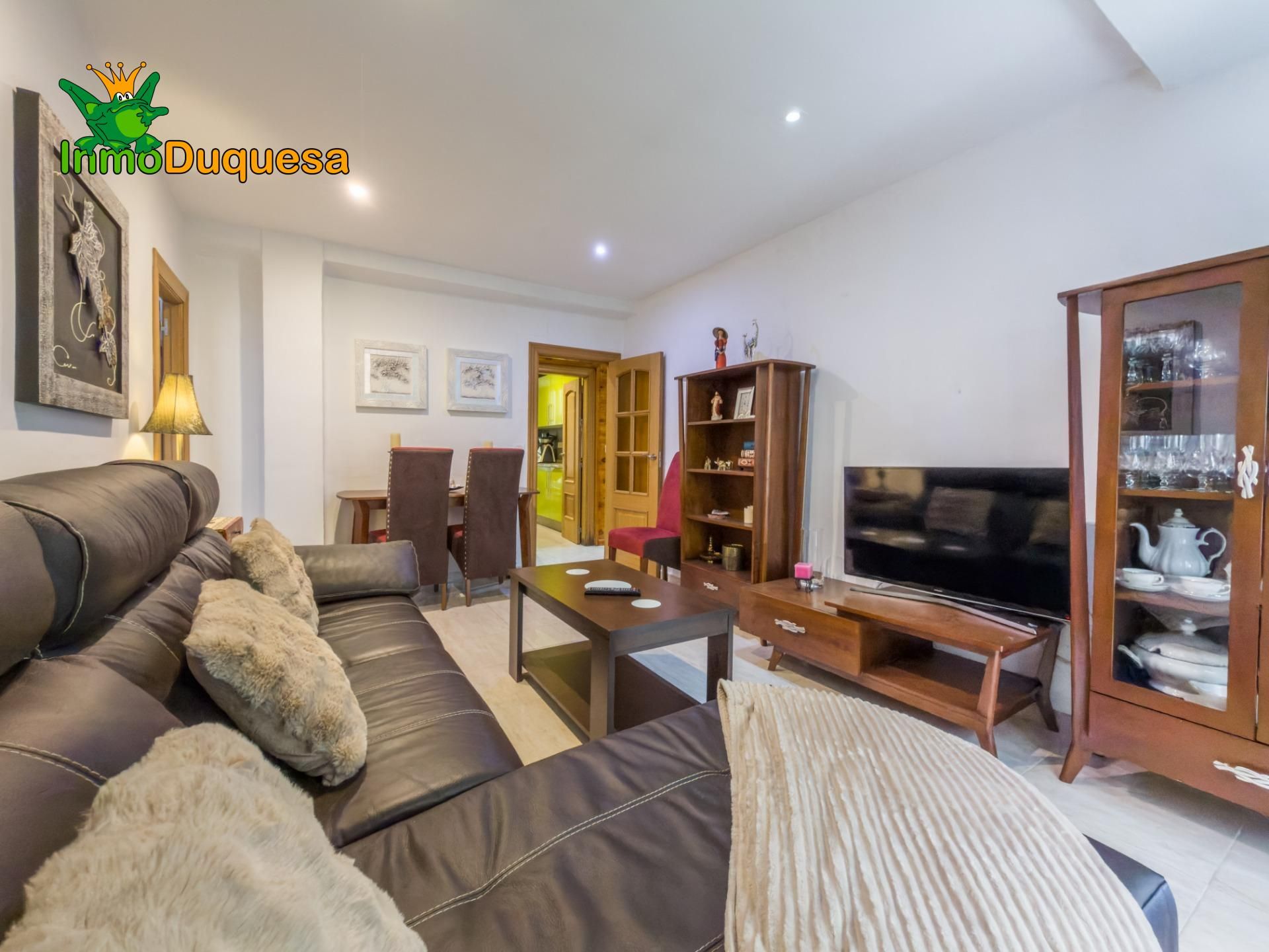 Living room of Flat to rent in  Granada Capital  with Air Conditioner and Balcony