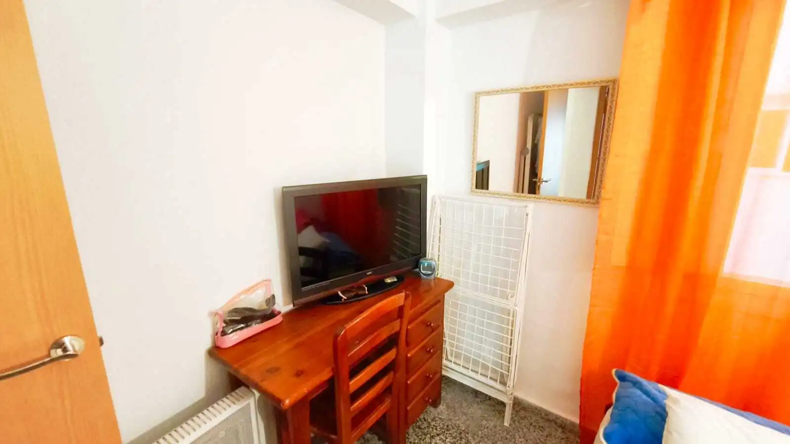 Habitación de Piso en venta en Cullera con Terraza y Balcón