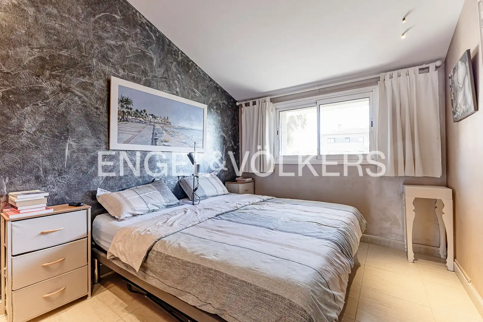 Habitación de Ático en venta en Sitges con Aire acondicionado, Calefacción y Jardín privado