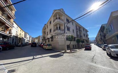 Vista exterior de Pis en venda en Torredonjimeno amb Aire condicionat i Balcó