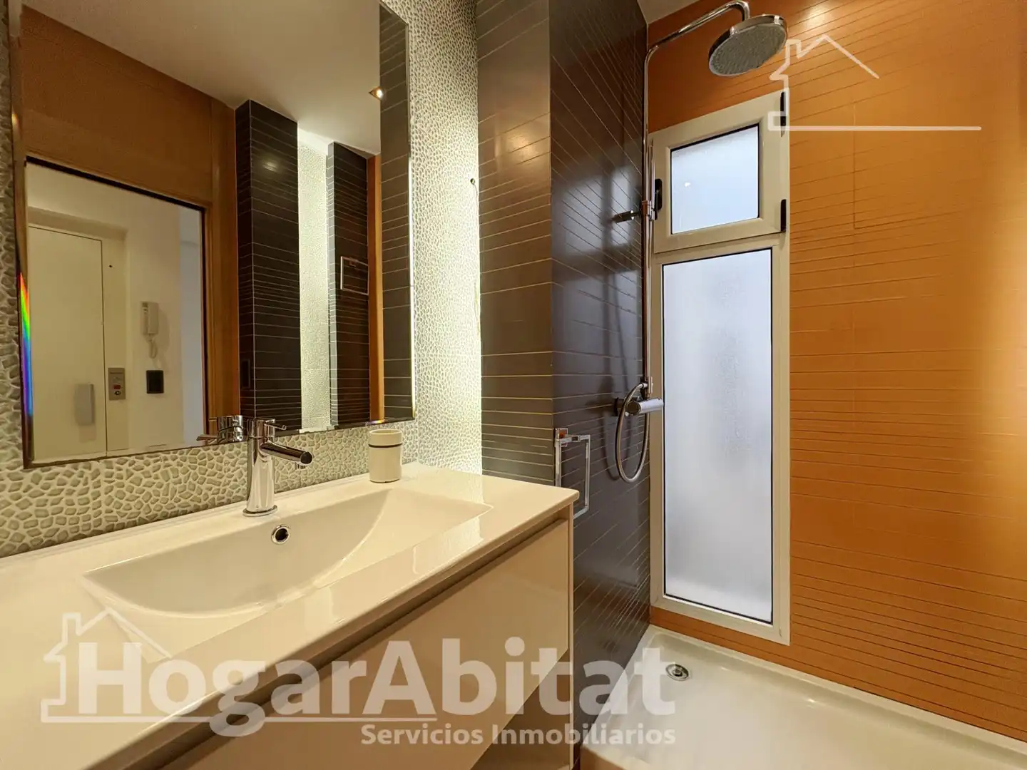 Badezimmer von Haus oder Chalet zum Verkauf in Cullera mit Klimaanlage, Terrasse und Abstellraum