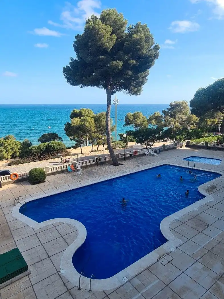 Apartment with pool for sale in Mar i Camp - Platja dels Capellans, imagen 3