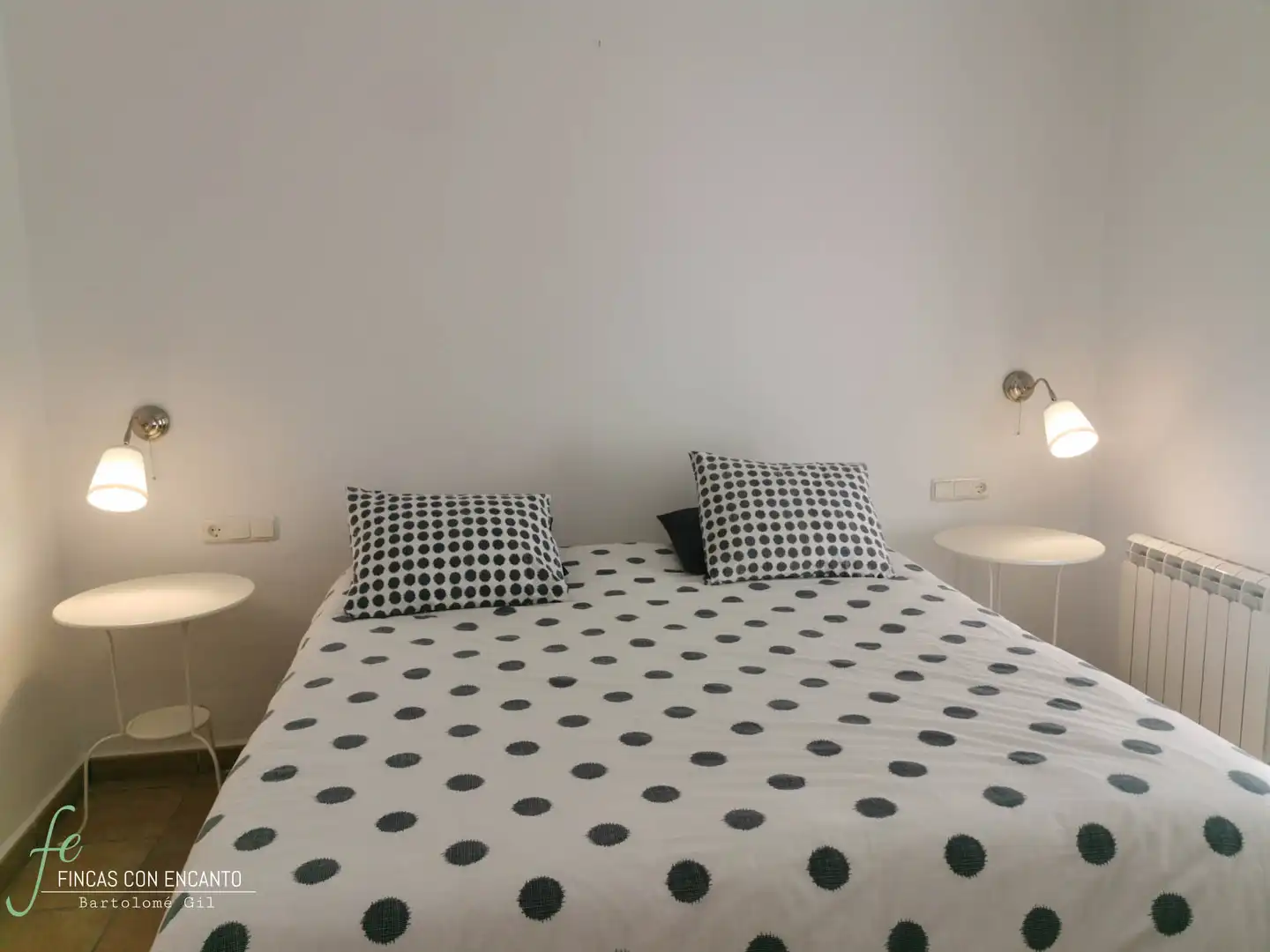 Dormitori de Finca rústica en venda en Málaga amb Calefacció, Jardí privat i Piscina