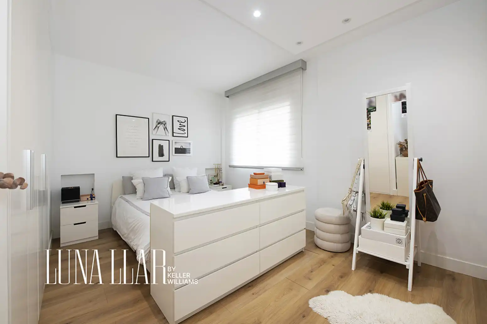 Bedroom of Houses for sale in Can Bou
