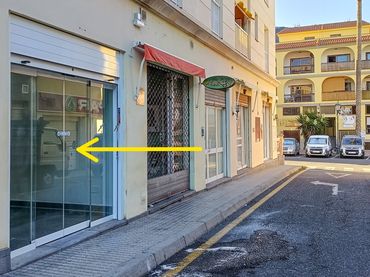 Local comercial en venda a Calle Normara