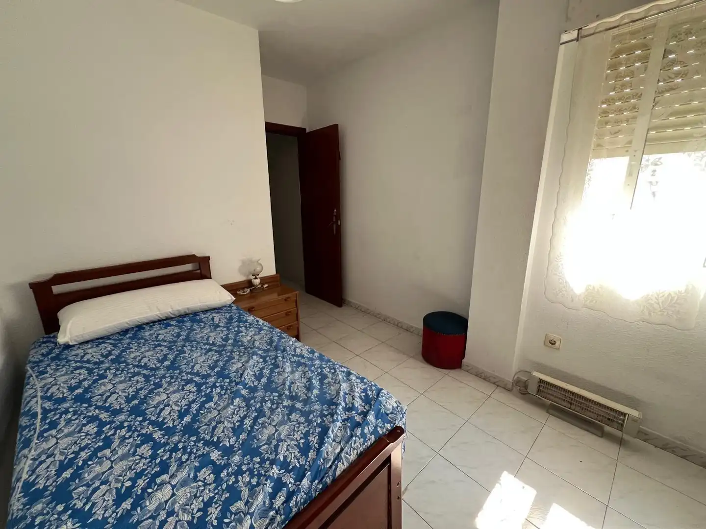 Bedroom of Flat for rent in Cáceres