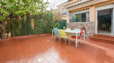 Foto 2 de Casa adosada en venda a Calle Practicante Rafael Tovar, 35, Aljamar, Tomares