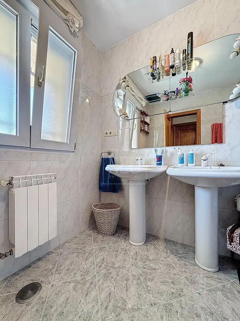 Bany de Casa o xalet en venda en Padul amb Aire condicionat, Jardí privat i Traster