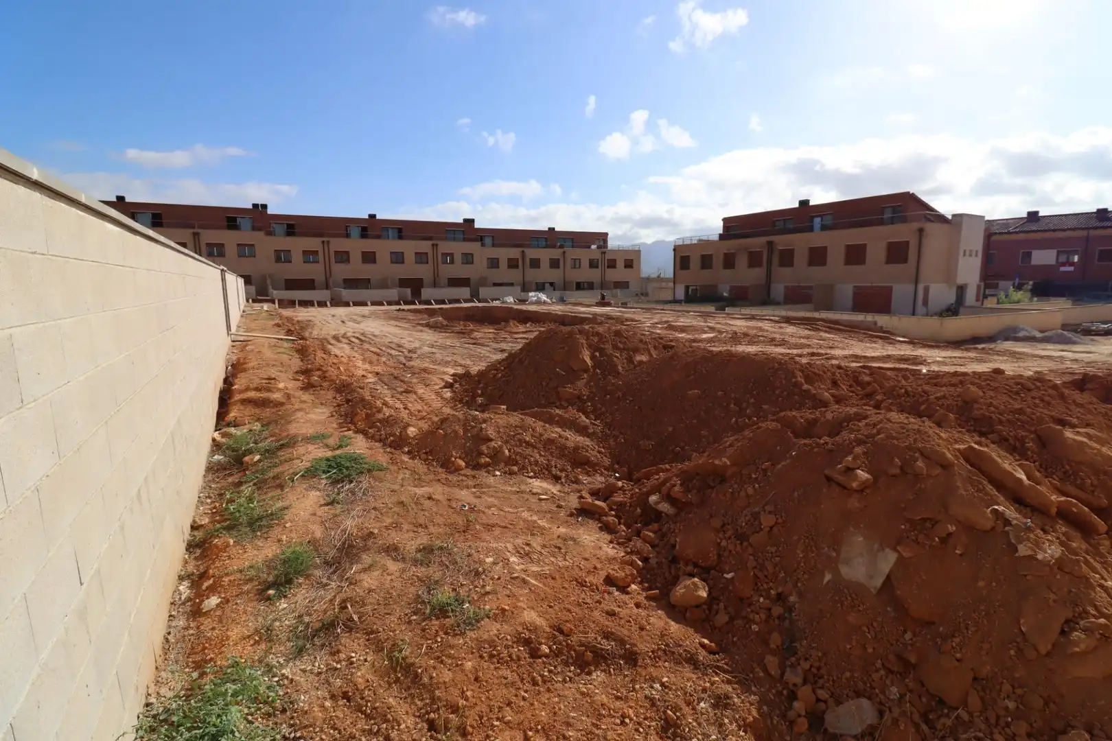 Casa adosada en venta en Calle Montserrat Roig, Ulldecona