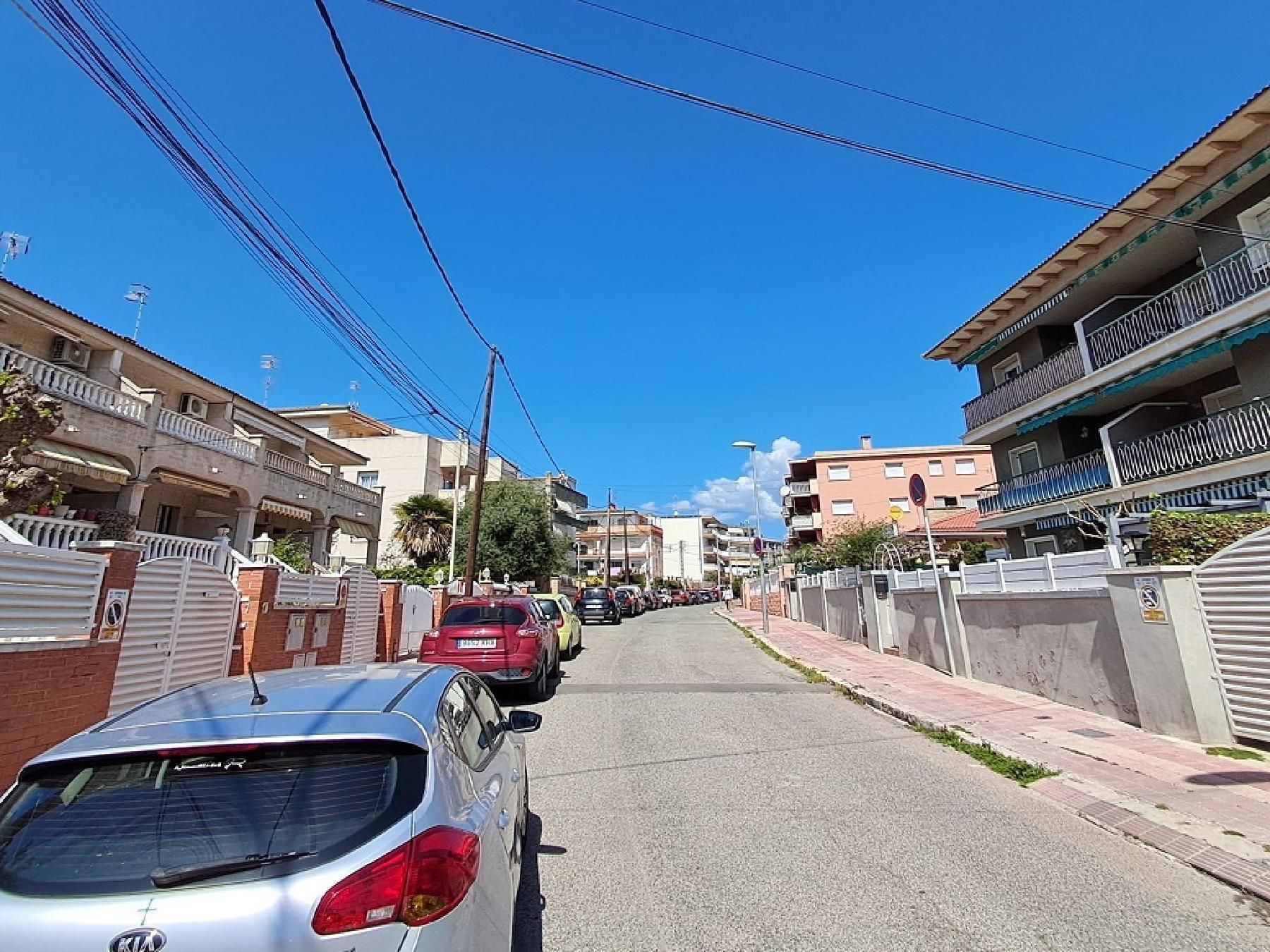 Exterior view of Single-family semi-detached for sale in Cunit  with Storage room