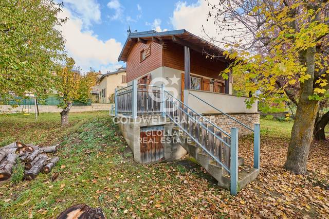 Casa-chalet en Venta en Village en Err