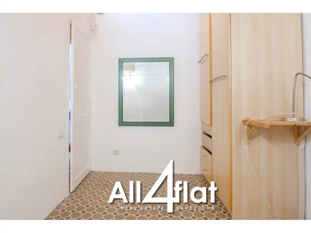 Wohnung zur Miete in L'Hospitalet de Llobregat mit Klimaanlage, Privatgarten und Möbliert