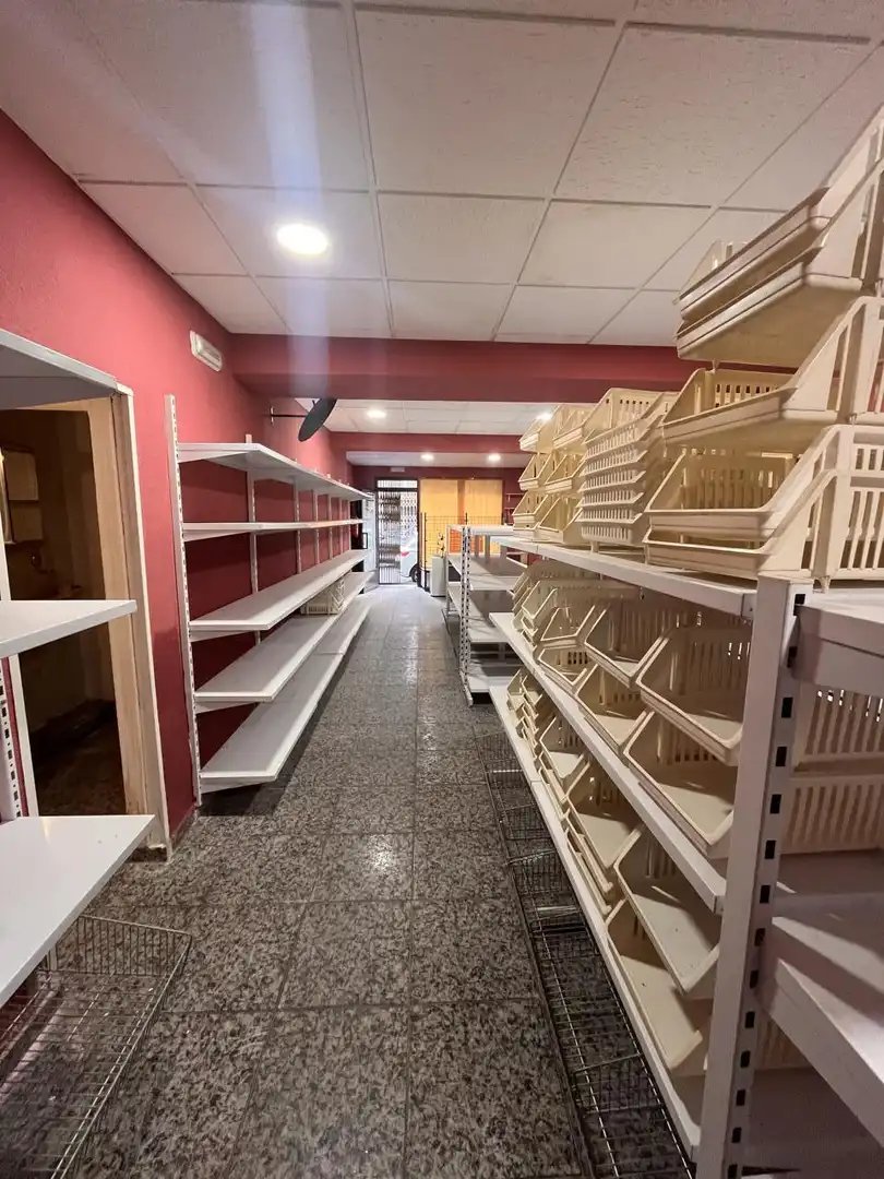 Locale commerciale in vendita a Marqués de Vadillo, imagen 7
