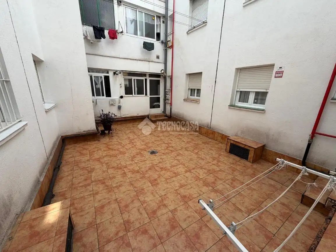 Balcony of Flat for rent in Madrid  with Air Conditioner and Heating