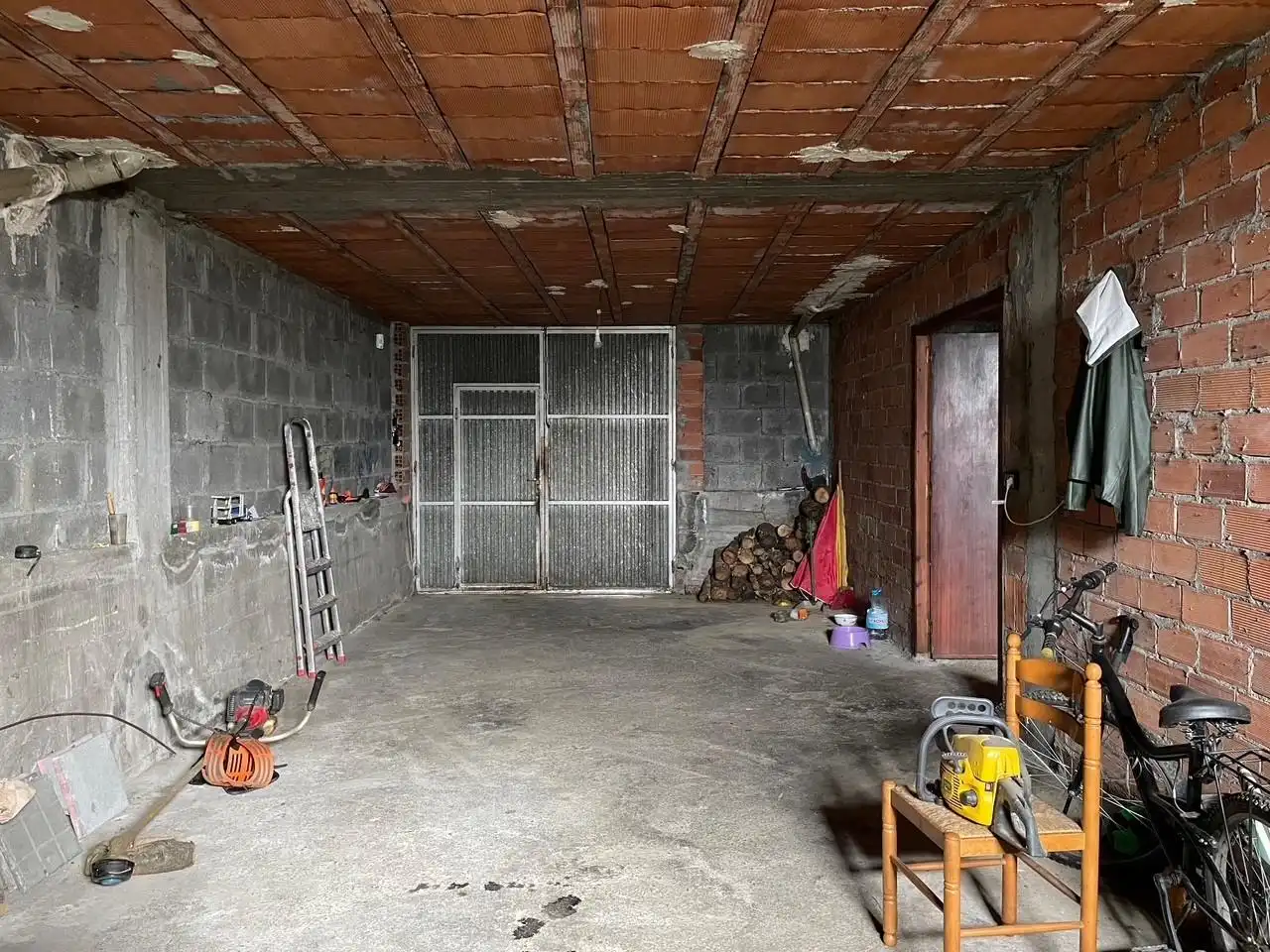Haus oder Chalet zum Verkauf in Ponferrada mit Heizung und Privatgarten
