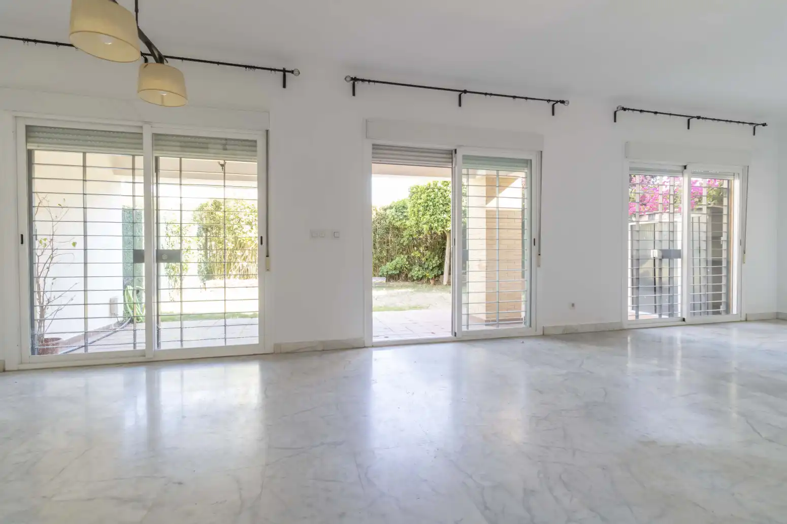 Casa adosada en venta en Espartinas con Aire acondicionado, Terraza y Piscina