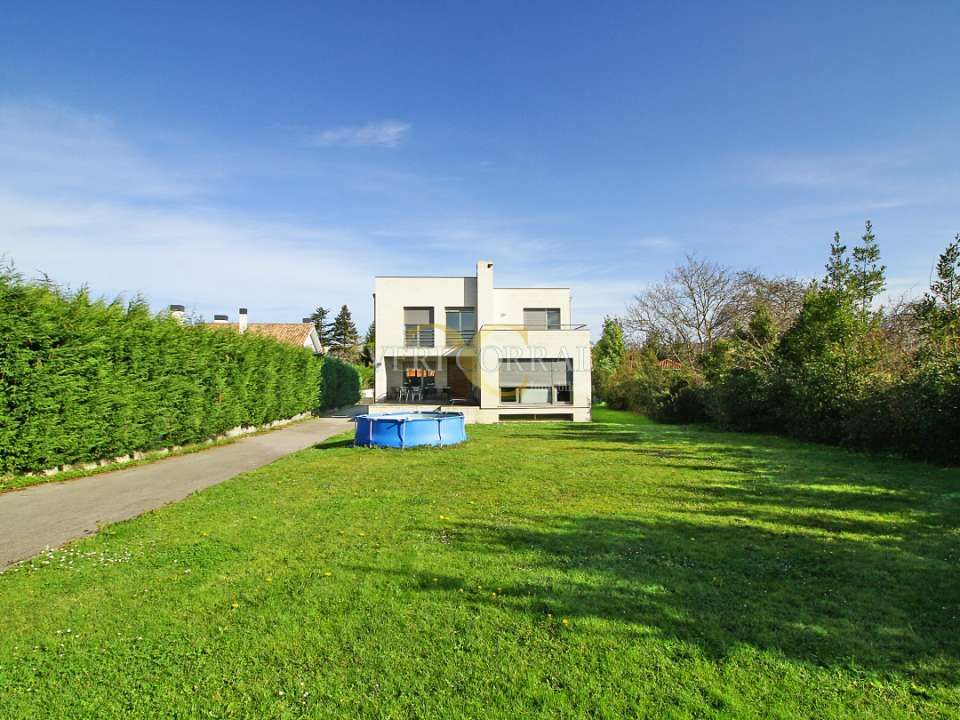 House or chalet for sale in Camino de las Peonias, Somió