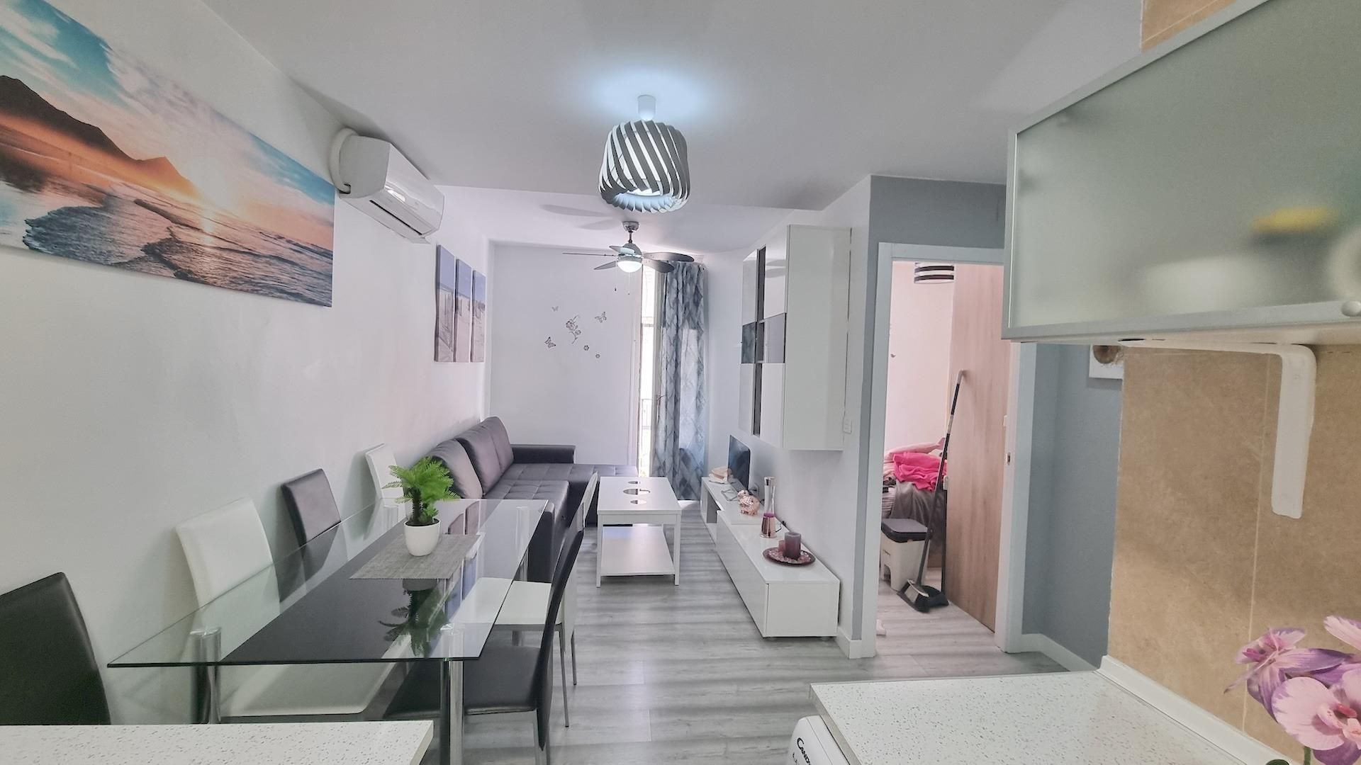 Living room of Apartment for sale in  Zaragoza Capital  with Heating and Balcony
