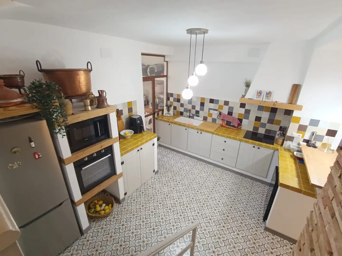 Küche von Haus oder Chalet zum Verkauf in Relleu mit Terrasse