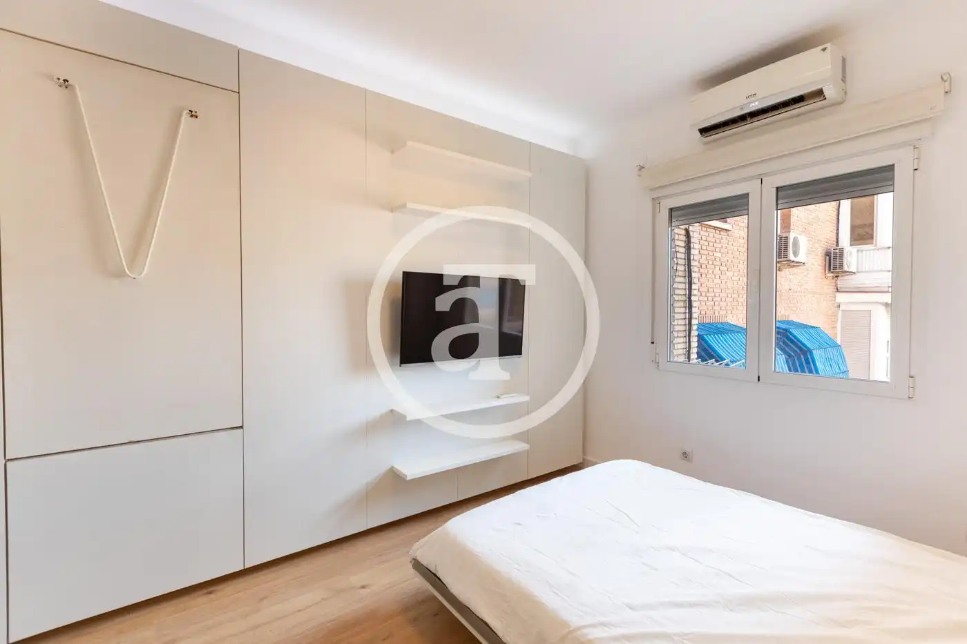 Bedroom of Study for rent in Madrid  with Air Conditioner, Heating and Furnished