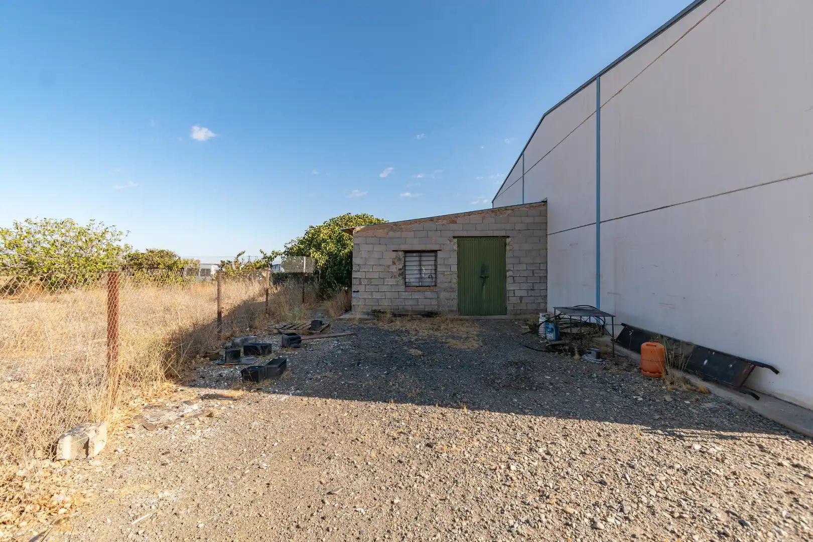Vista exterior de Nave industrial en venta en Cogollos de Guadix