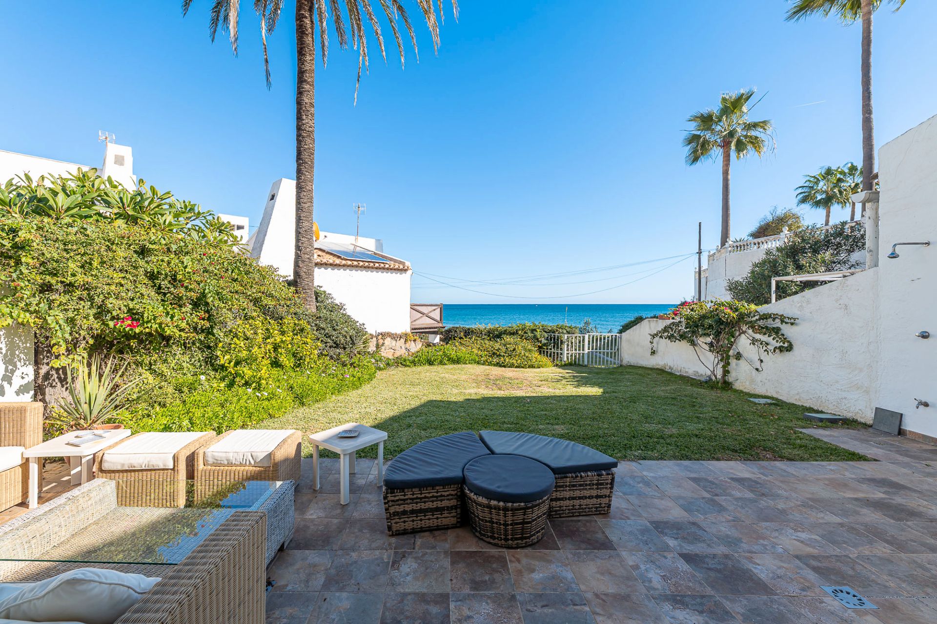 Jardí de Casa o xalet en venda en Estepona amb Aire condicionat, Calefacció i Jardí privat