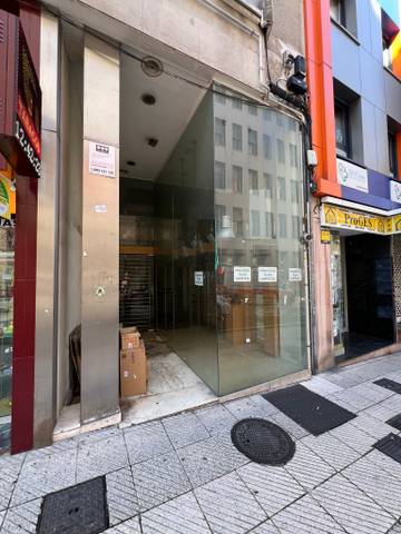 Local comercial en Venta en Calle la Lila, 1 en Salesas - Foncalada - Campoamor
