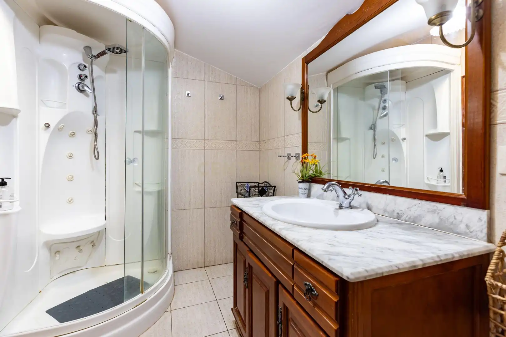 Bathroom of Country homes for sale in Llagostera, Girona