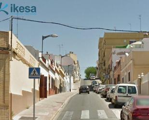 Exterior view of Single-family semi-detached for sale in Alcalá de Guadaira  with Terrace