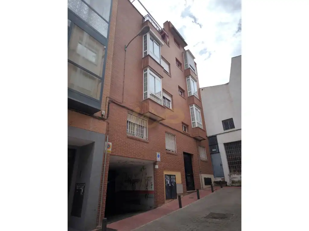 Individual en venta en Calle Rosa Menendez, imagen 3
