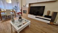 Living room of Flat for sale in Fuenlabrada  with Air Conditioner, Heating and Private garden