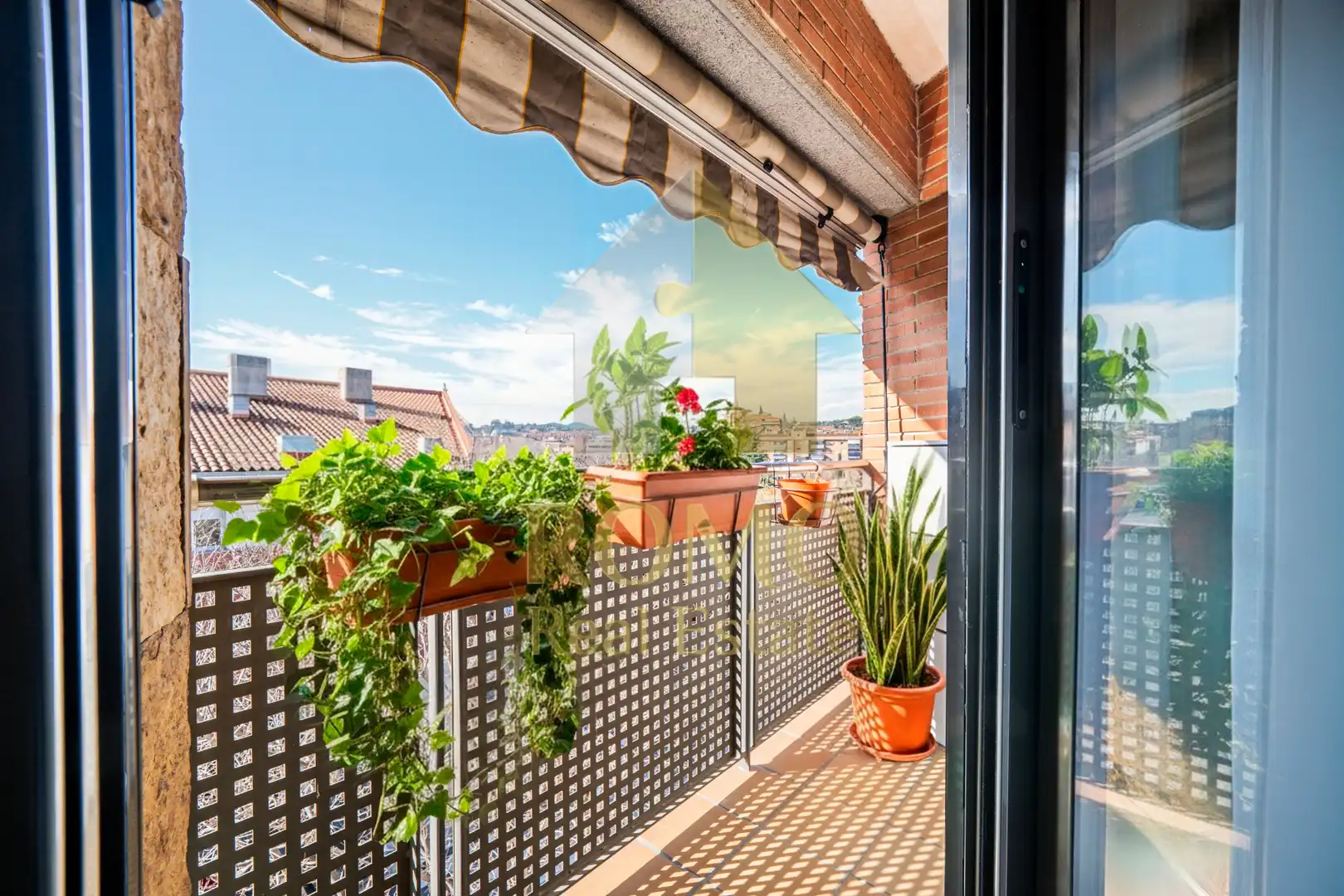 Terraza de Dúplex en venta en Canovelles con Aire acondicionado, Calefacción y Balcón