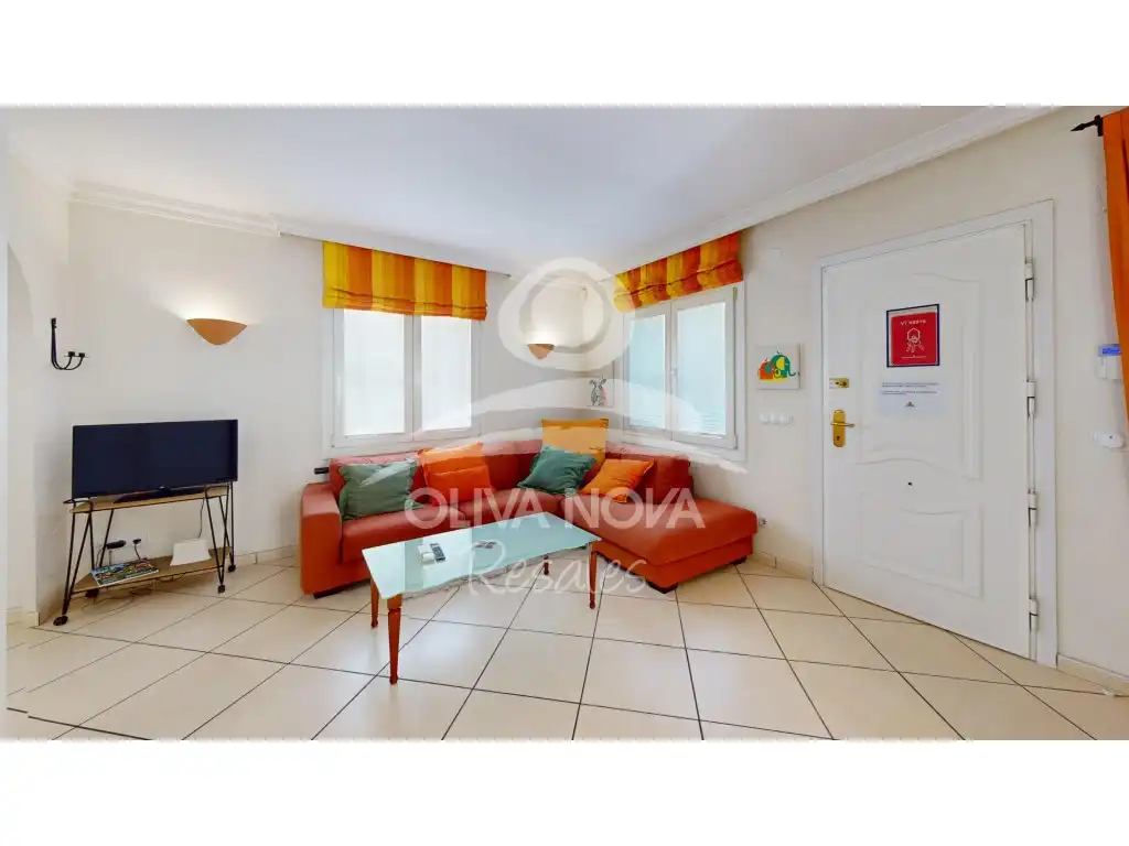 Casa amb piscina en venda a Calle Brueghell, imagen 20