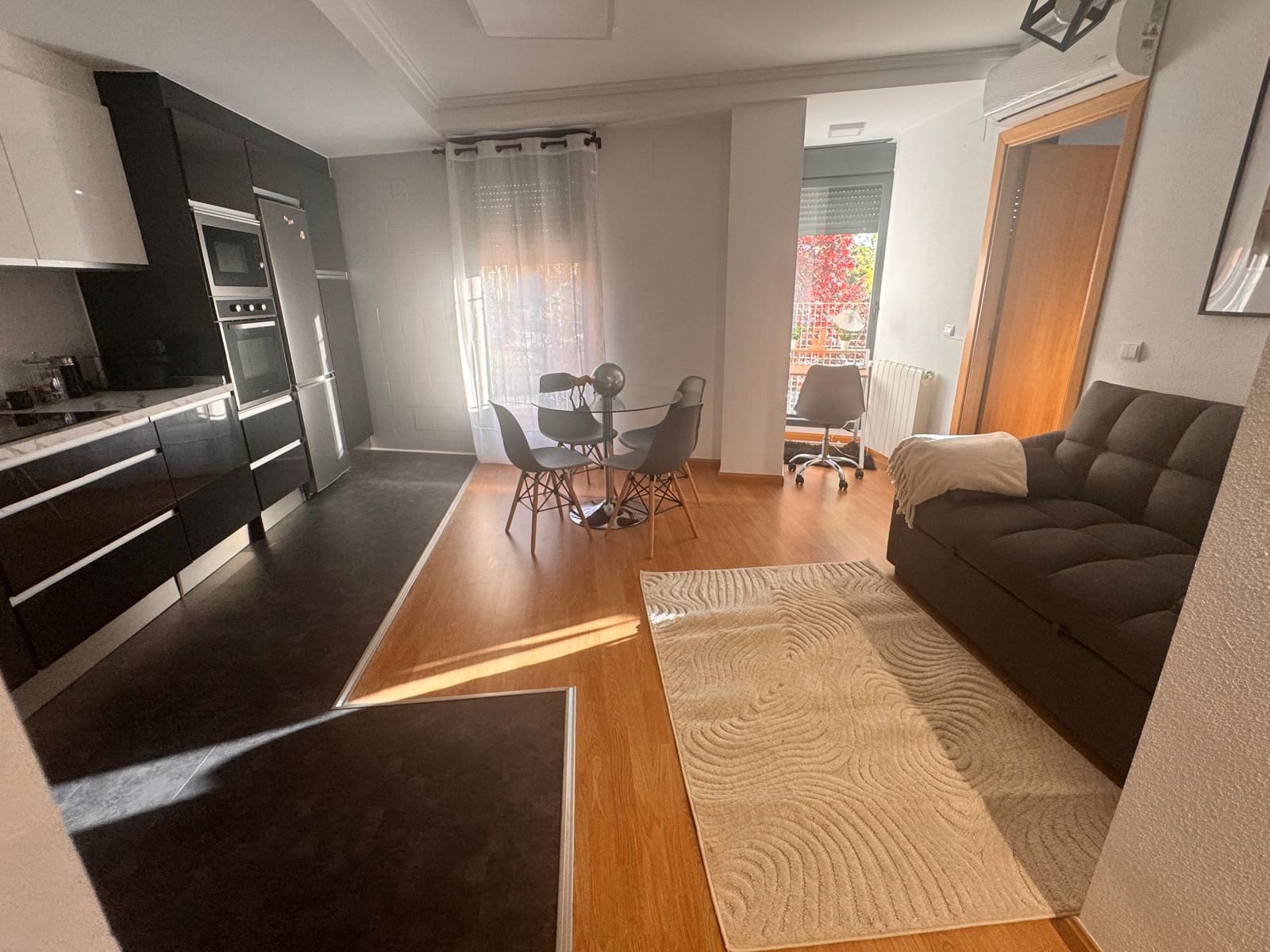 Living room of Flat to rent in  Toledo Capital  with Air Conditioner, Heating and Parquet flooring