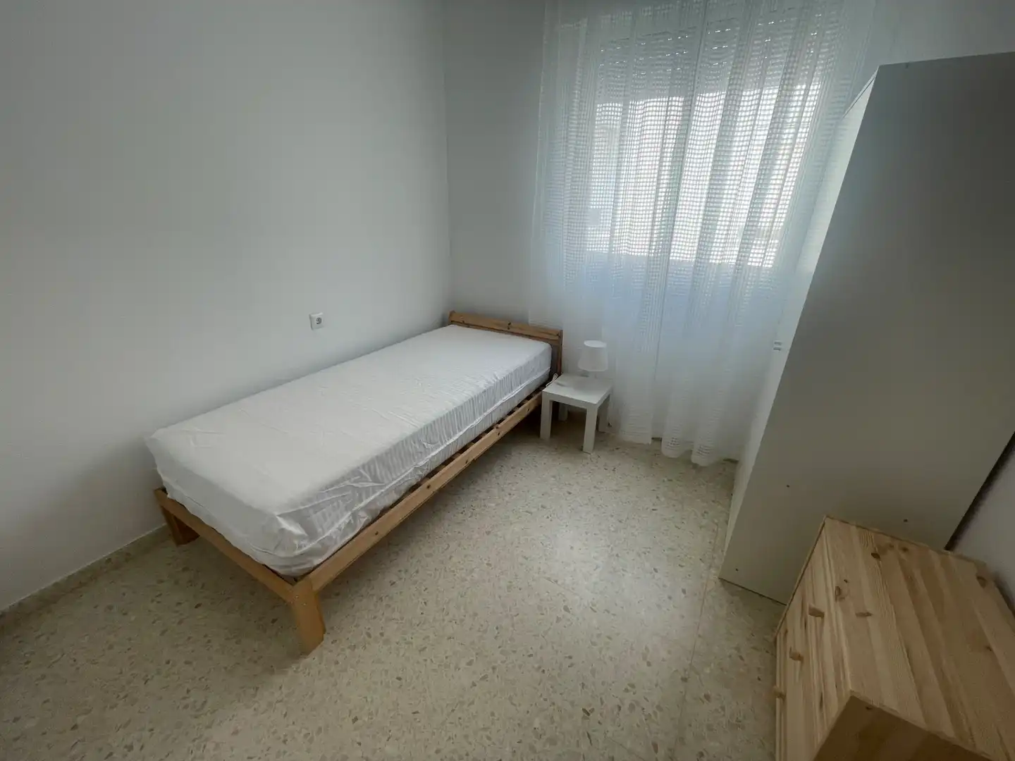 Bedroom of Flat for rent in Almendralejo  with Air Conditioner, Furnished and Oven
