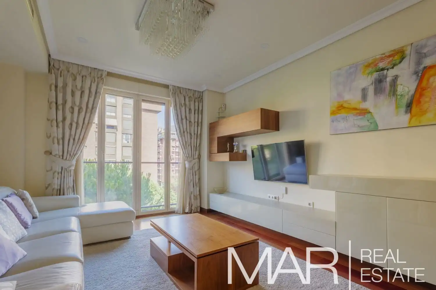 Flat for sale in Calle Nogales, Acacias