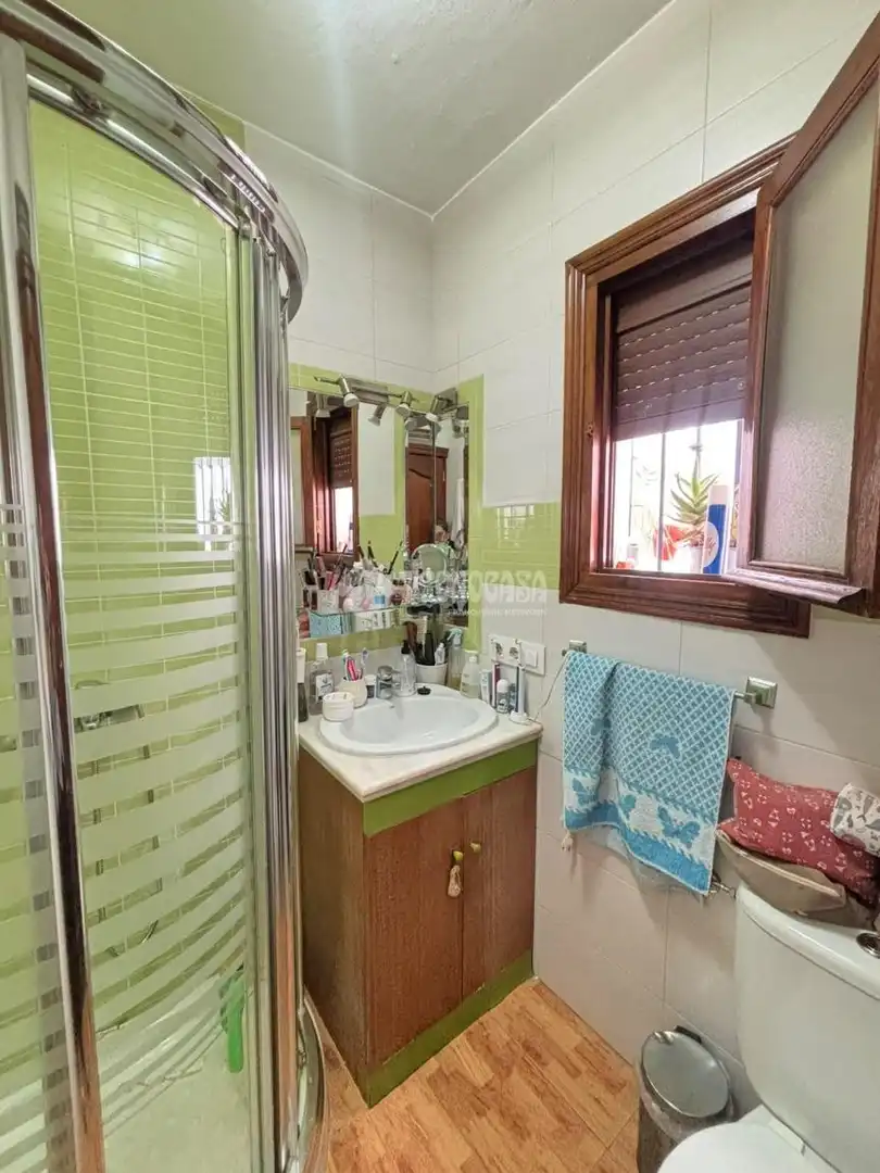 Casa aparellada en venda a Andújar, imagen 12