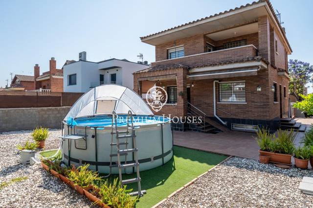 Casa-chalet en Venta en Torrent Ballester