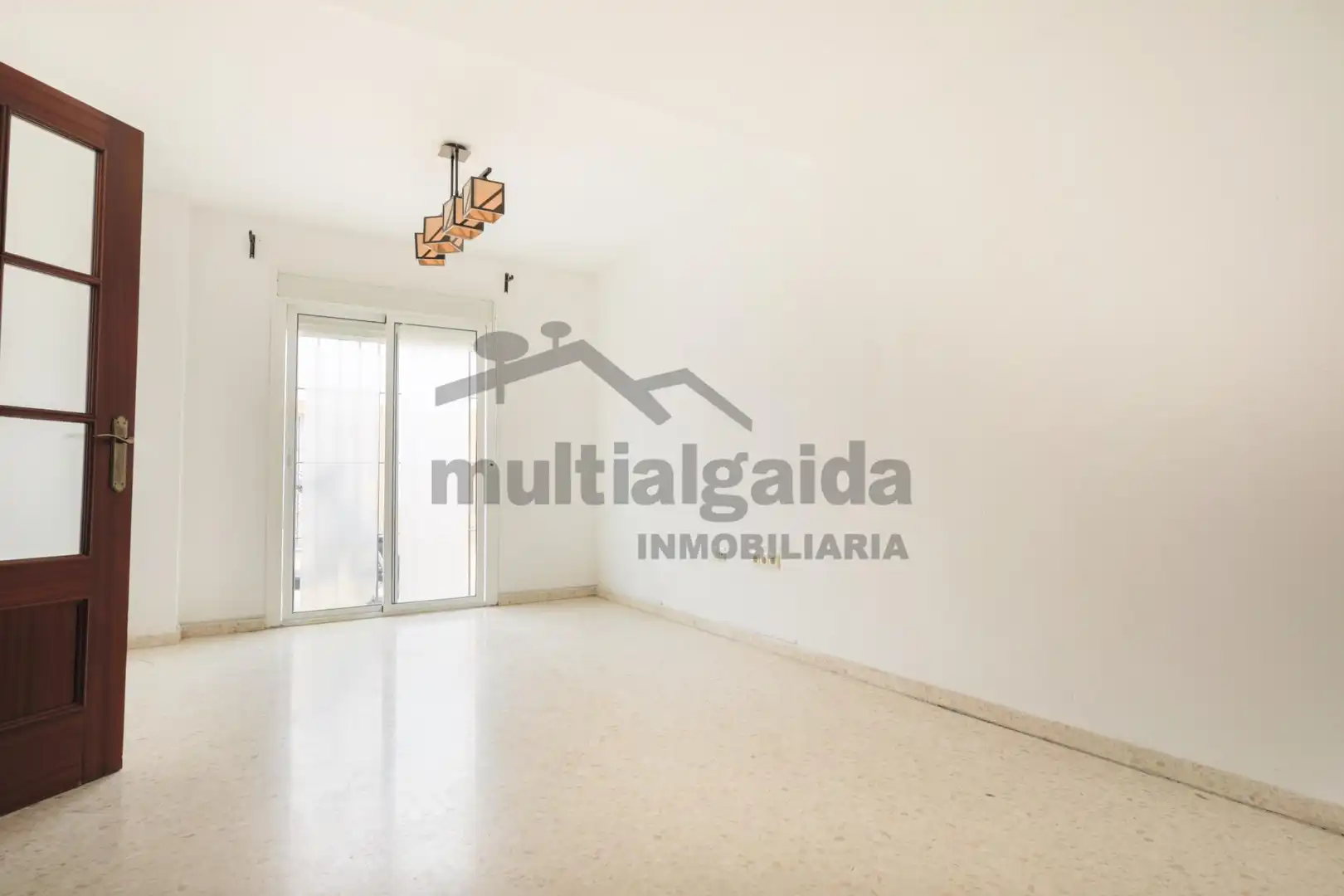 Sala de estar de Casa adosada en venta en Sanlúcar de Barrameda con Jardín privado