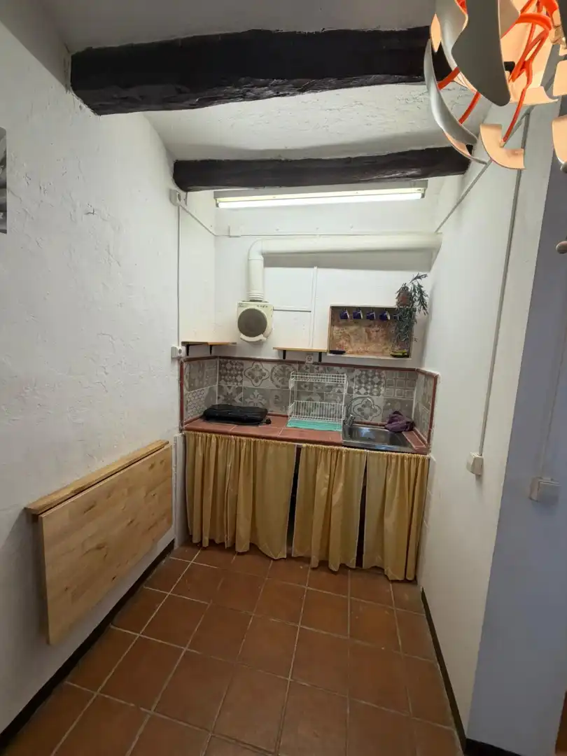 Cuina de Apartament en venda en Bellmunt del Priorat amb Moblat, Microones i TV