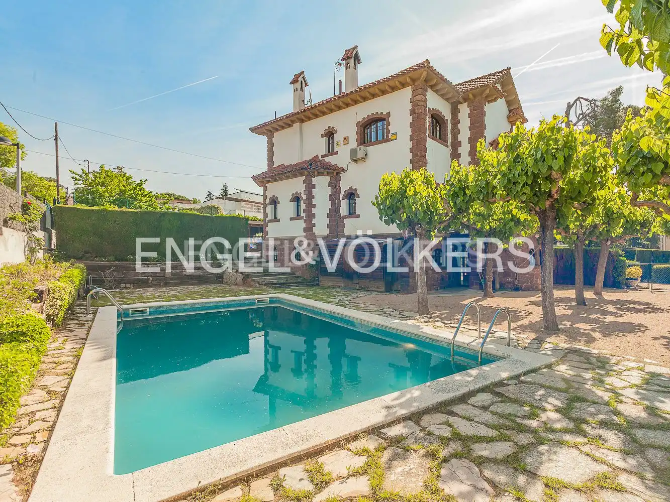 Exterior view of Houses for sale in Sant Cugat del Vallès  with Air Conditioner, Heating and Private garden