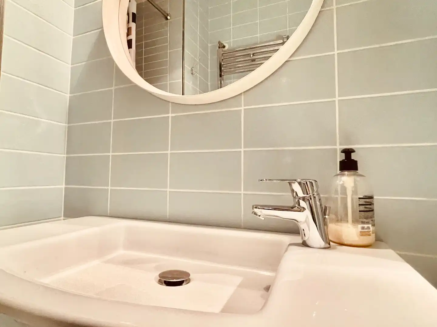 Baño de Apartamento en venta en Madrid con Calefacción