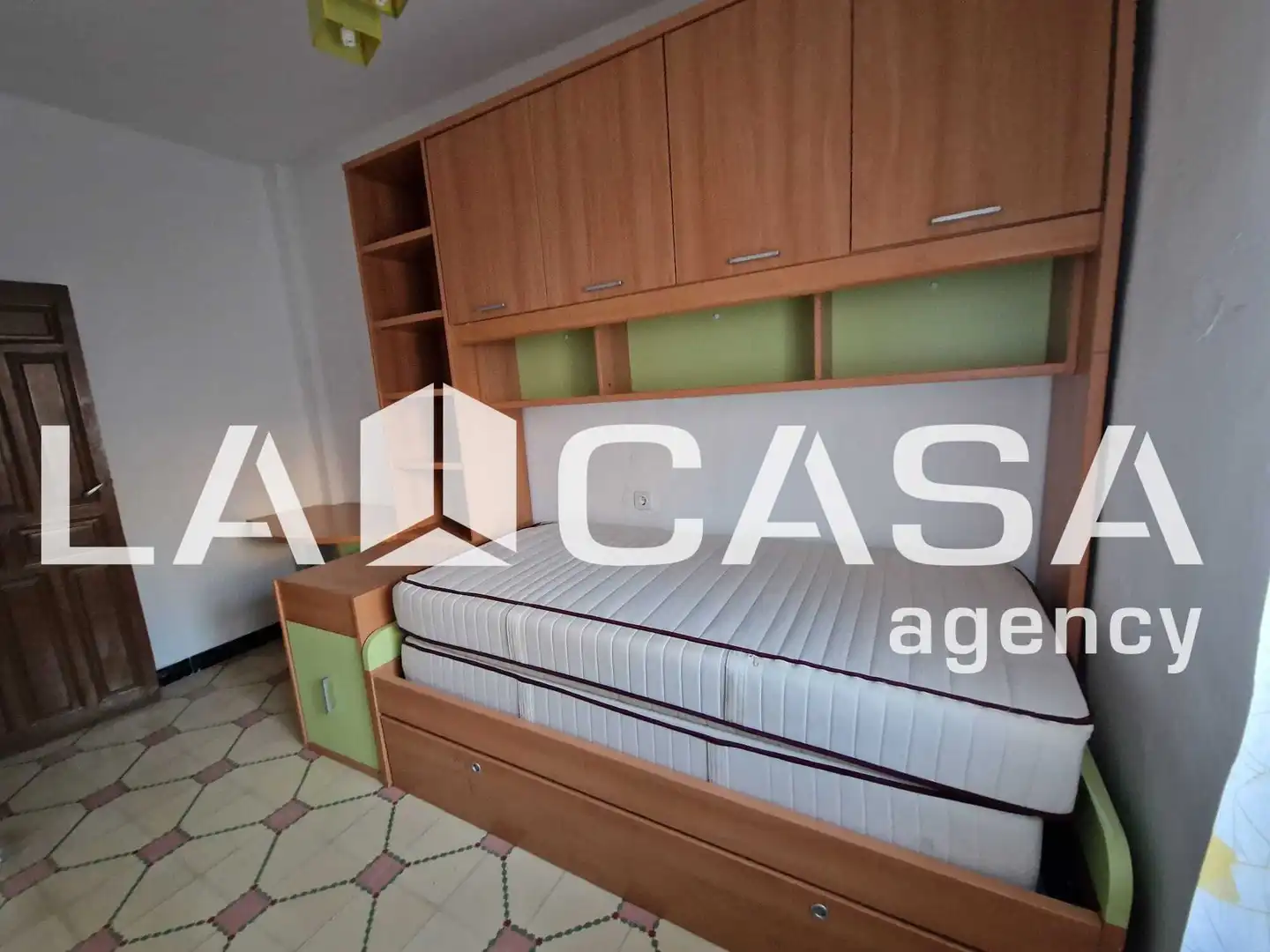 Bedroom of Houses for sale in Sevilla