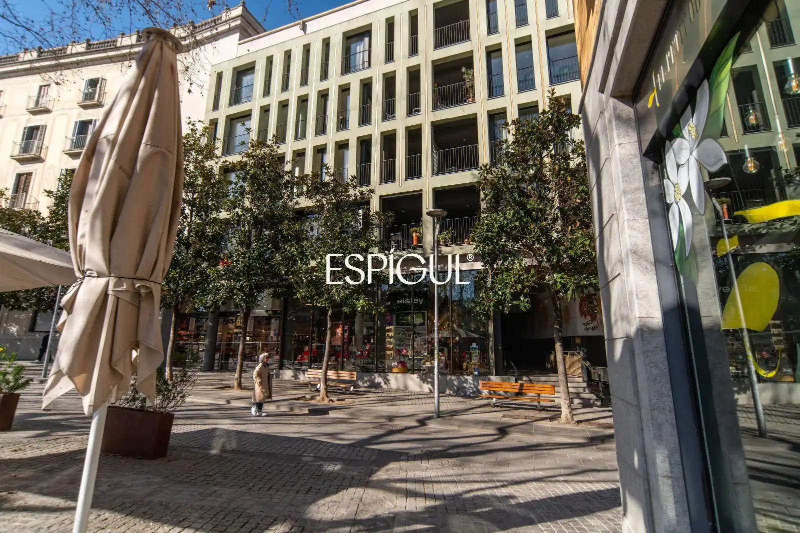 Vista exterior de Pis en venda en Girona amb Aire condicionat, Calefacció i Parquet